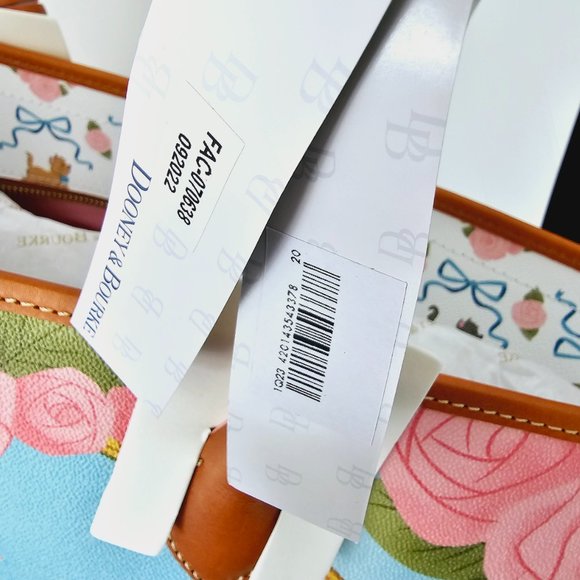 Disney The Aristocats Dooney & Bourke Tote Bag by Ann Shen NWT - Picture 8 of 9